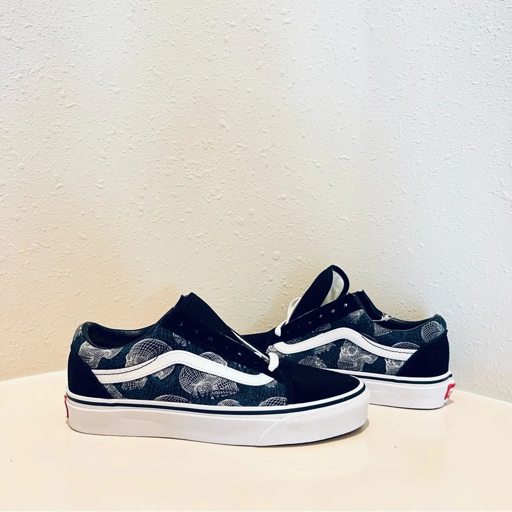 Vans Old Skool Unisex Suede Canvas Wireframe Black Sneakers Sz W 6.5 M 5 NEW